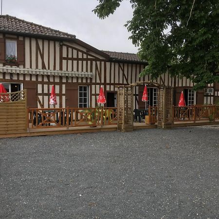La Petite Auberge Chatelraould-Saint-Louvent Eksteriør billede
