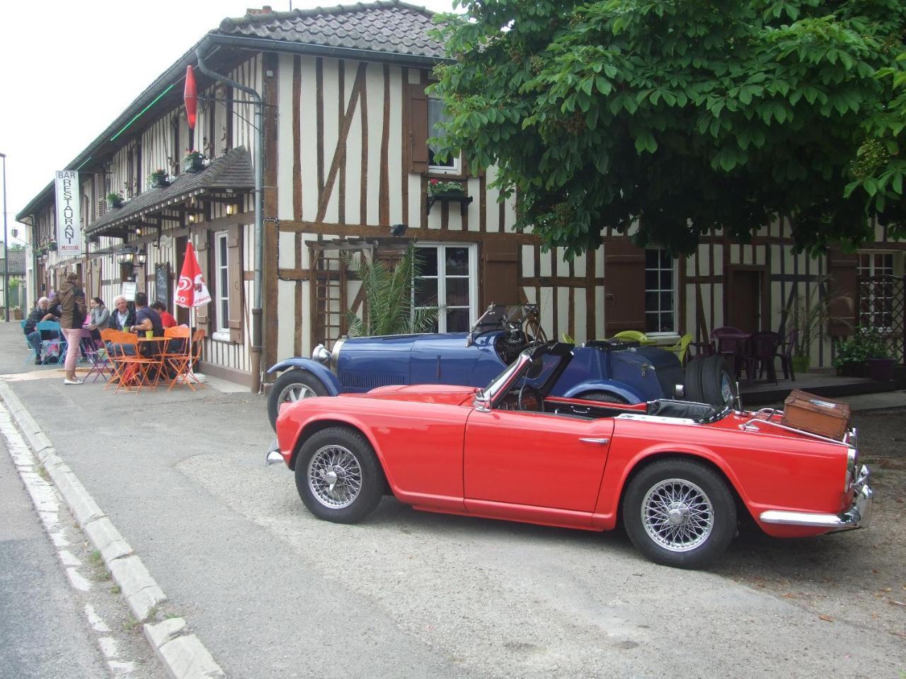La Petite Auberge Chatelraould-Saint-Louvent Eksteriør billede